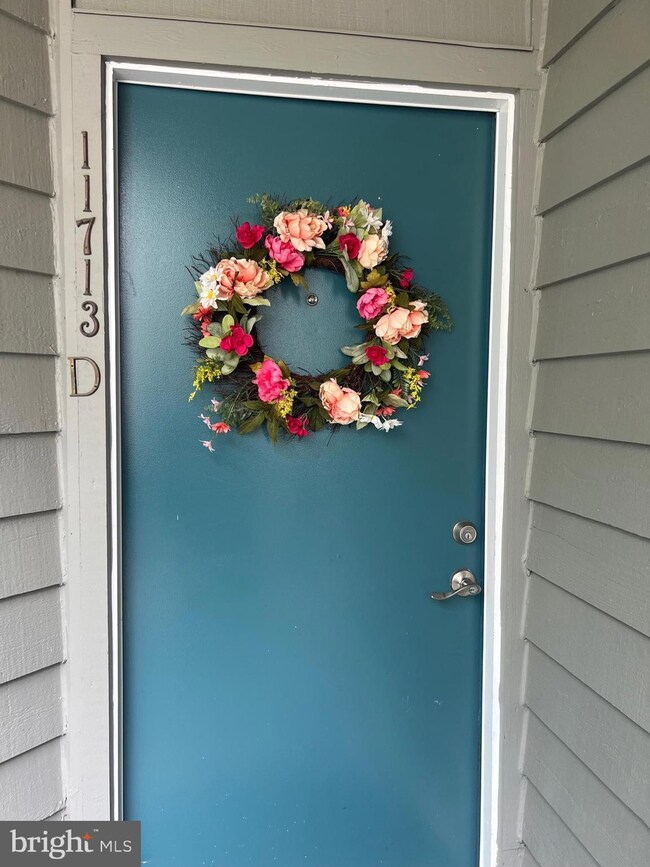 11713 D Summerchase Cir unit 1713-D, Reston, VA 20194 - photo 2