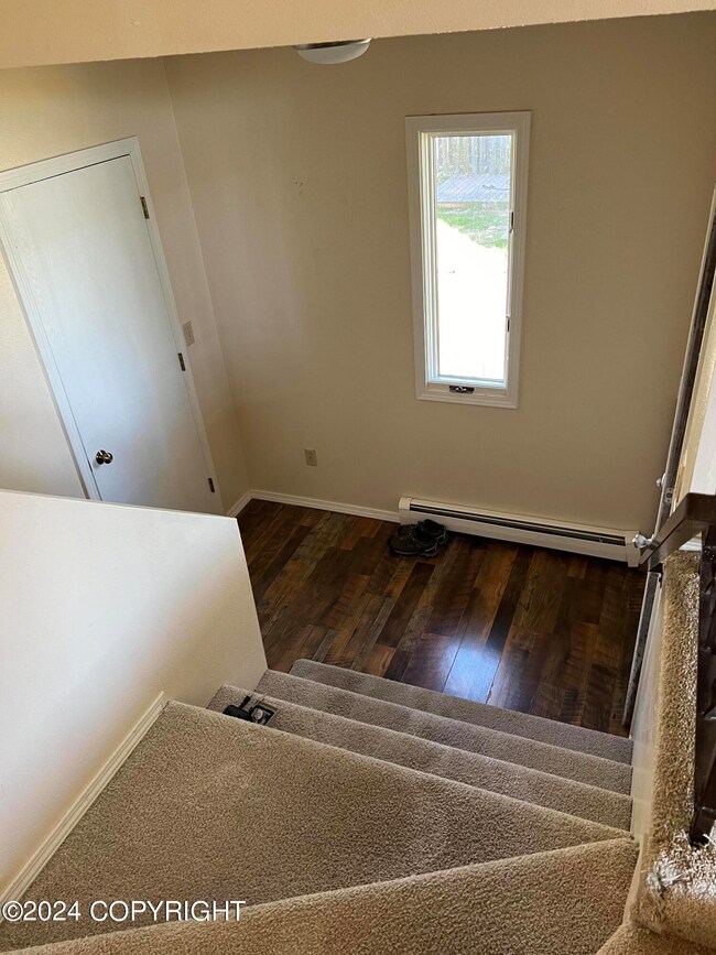 18615 N Lowrie Loop, Eagle River, AK 99577 - photo 7