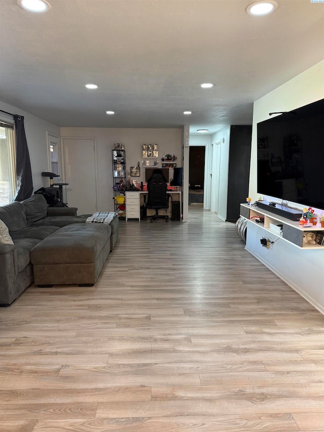 1326 W 4th Ave, Kennewick, WA 99336 - photo 4