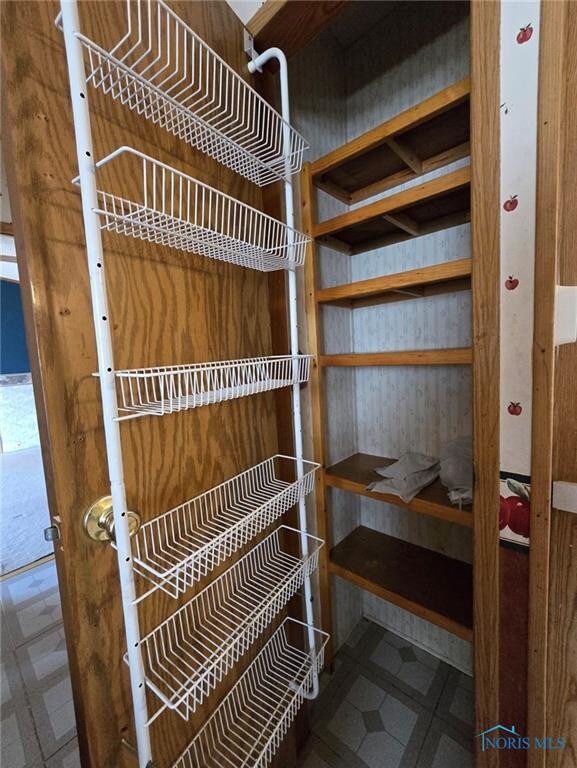 10222 Edgewood Dr, Findlay, OH 45840 - photo 6