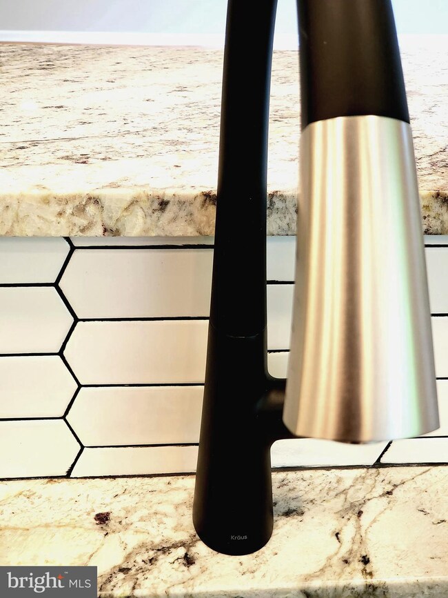 8001 Greenspring Way unit F, Owings Mills, MD 21117 - photo 3