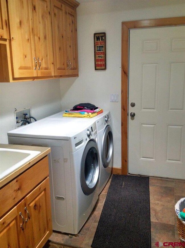 Guest House Laundry