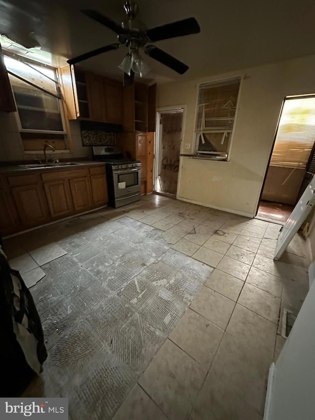 3445 Harwell Ave, Baltimore, MD 21213 - photo 4