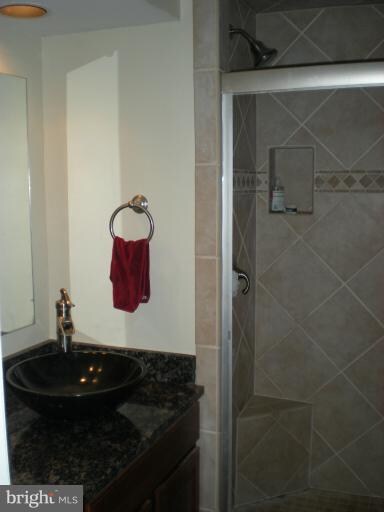 12960A Grays Pointe Rd unit 12960A, Fairfax, VA 22033 - photo 6