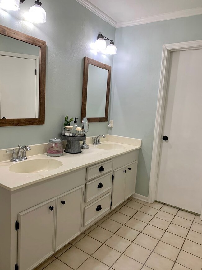 1819 Cherrybrook Dr, Nacogdoches, TX 75965 - photo 7