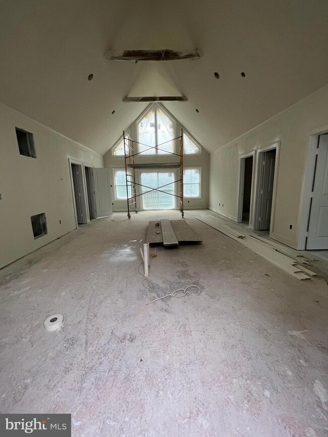 460 Dollar Ln, Bunker Hill, WV 25413 - photo 6