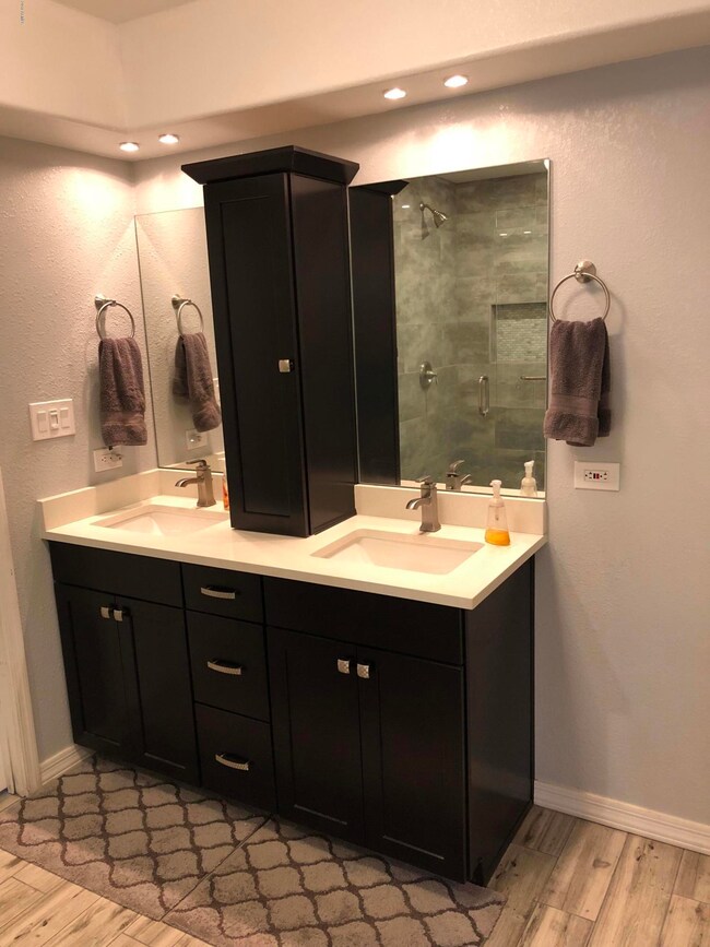 New Master Bath!