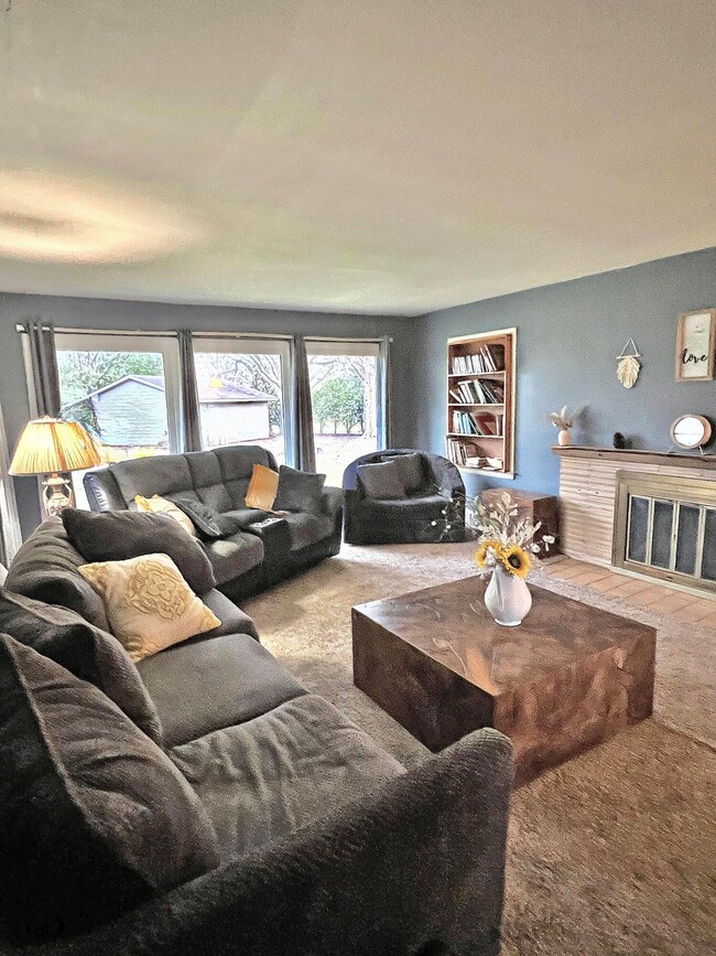 1405 Walton Ave, La Porte, IN 46350 - photo 7