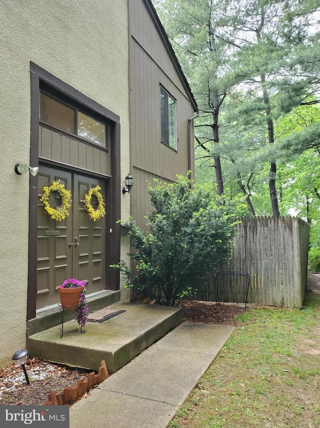 7835 Muirfield Ct, Potomac, MD 20854 - photo 2