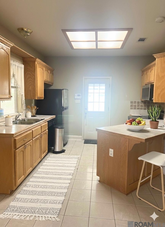 309 N 14th St, Port Allen, LA 70767 - photo 4