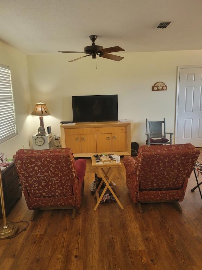 711 NW Avenue C, Carrabelle, FL 32322 - photo 4