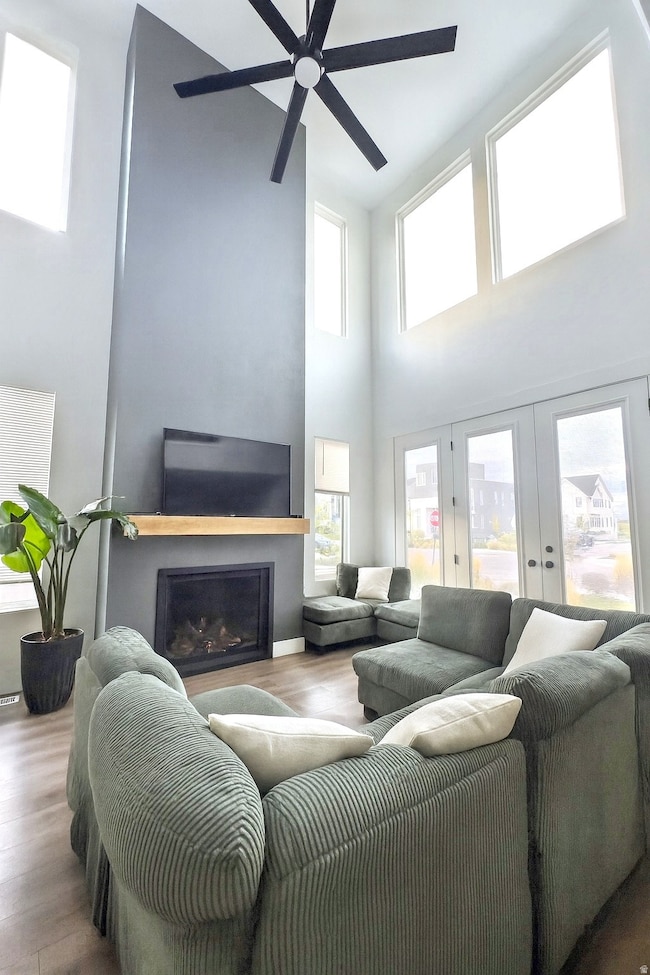 6831 W Meadow Grass Dr, South Jordan, UT 84009 - photo 2