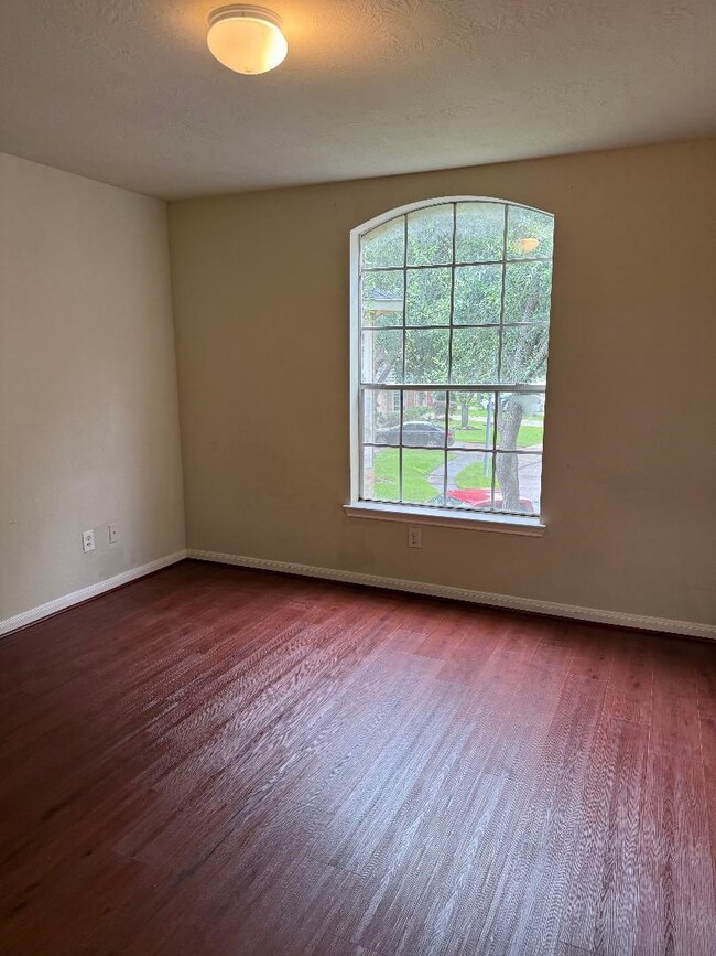 upstair bedroom