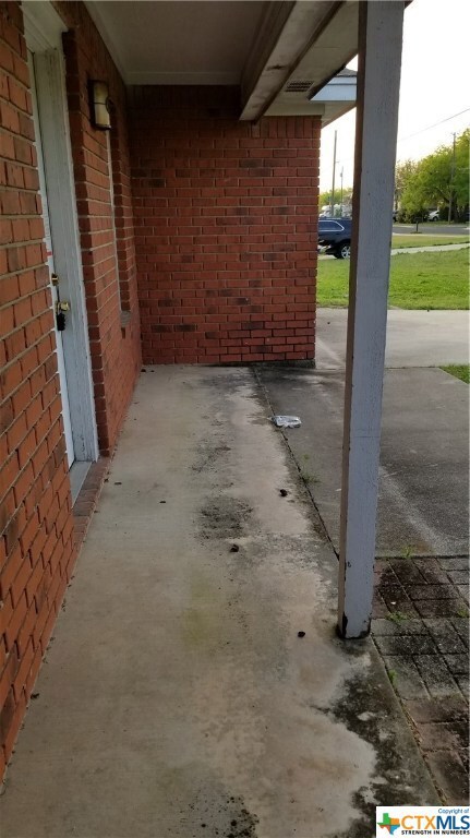 206 E Avenue A, Copperas Cove, TX 76522 - photo 4