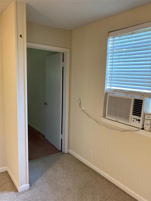 1319 Vine St, Weatherford, TX 76086 - photo 7