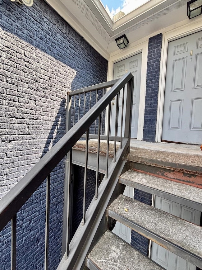 1011 Enid St unit 3, Houston, TX 77009 - photo 2