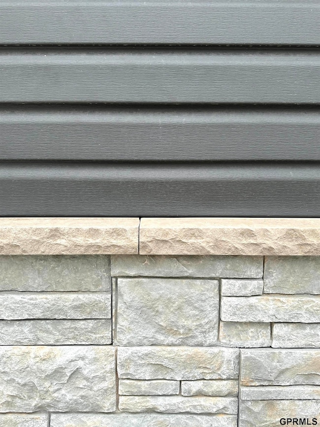 340 N Jefferson St, Bruning, NE 68322 - photo 2