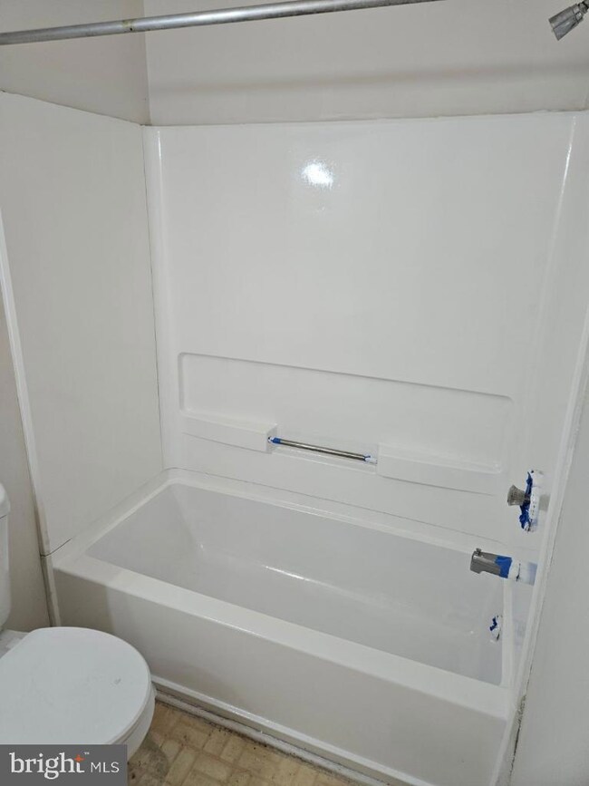 1917 Gough St unit 2B, Baltimore, MD 21231 - photo 7