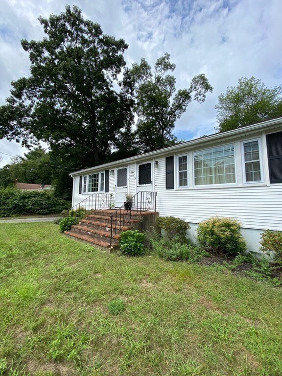 312 Forest Street - Unit A & B, Rockland, MA 02370 - photo 4