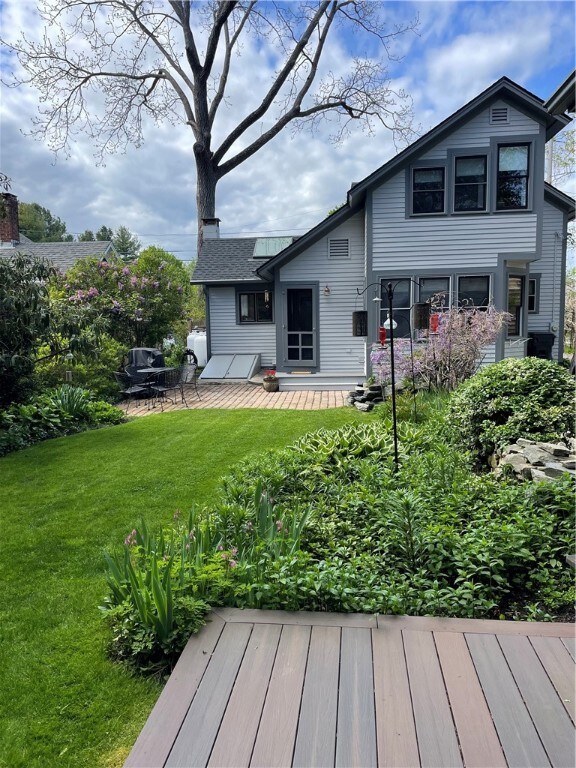 36 Mechanic St, Wakefield, RI 02879 - photo 2