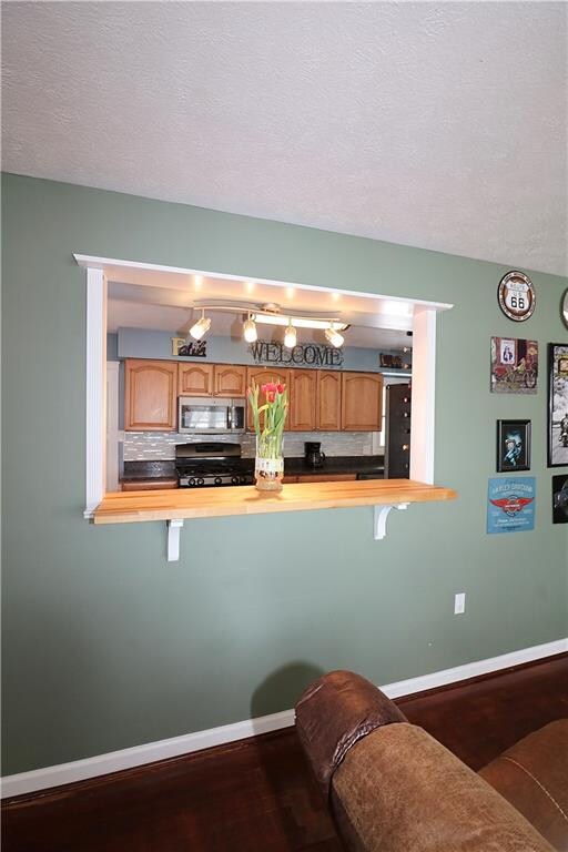 11993 N 100 W, Fountaintown, IN 46130 - photo 7