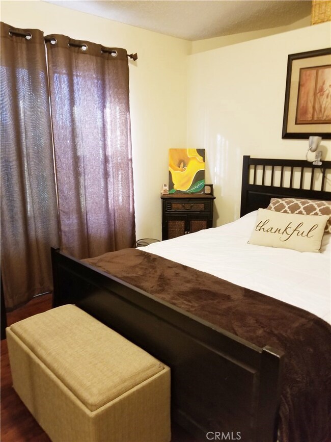 200 S Sherer Place, Compton, CA 90220 - photo 7