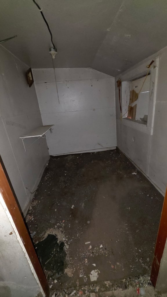 1822 Derby Rd, Appalachia, VA 24216 - photo 5