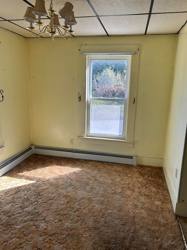 12 Central St unit Top Floor, Derry, NH 03038 - photo 4