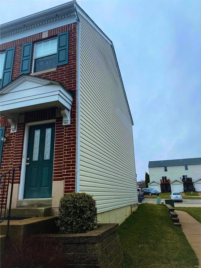 End unit gives you some greenspace and separation