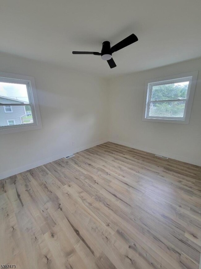 38 Roselawn Ave, Bridgeton, NJ 08302 - photo 6