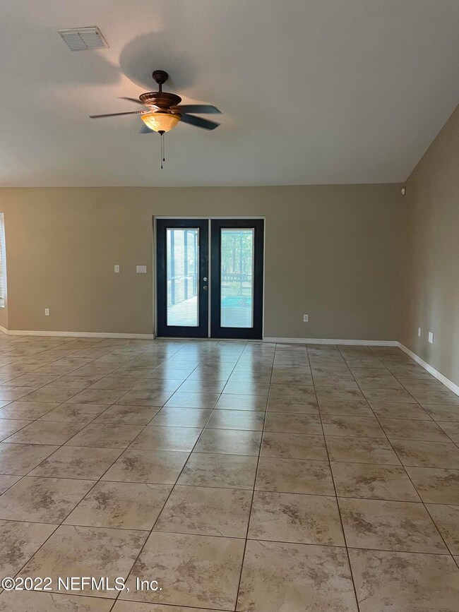 22113 SW Edgewater Blvd, Dunnellon, FL 34431 - photo 5