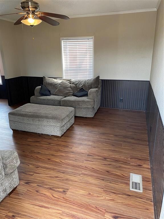 508 N Ash Terrace, Springtown, TX 76082 - photo 5