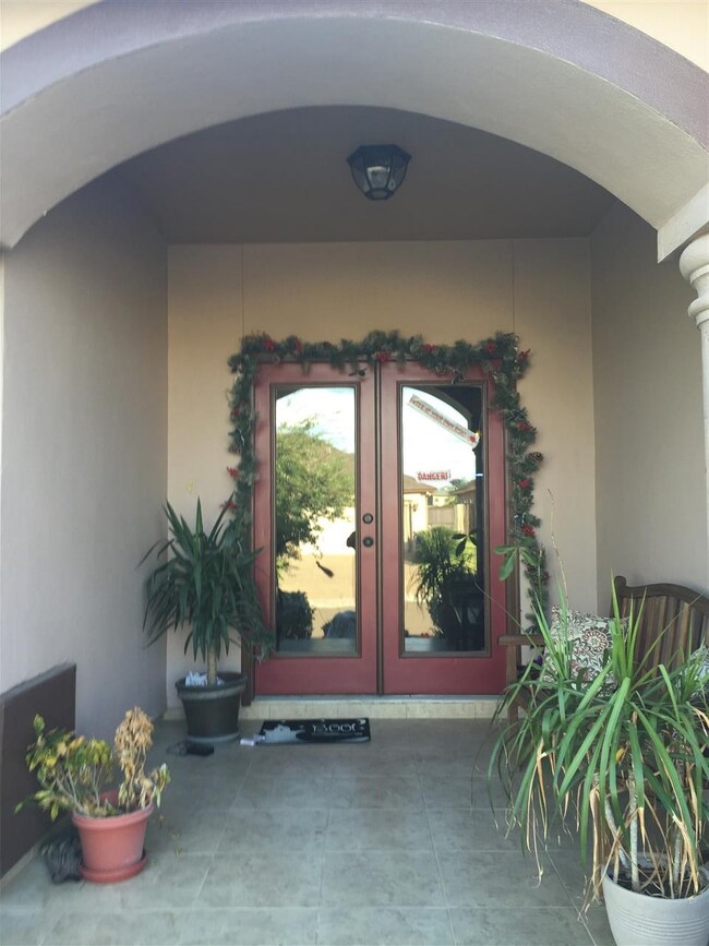 607 Waxwing Cedar Dr, Laredo, TX 78045 - photo 2