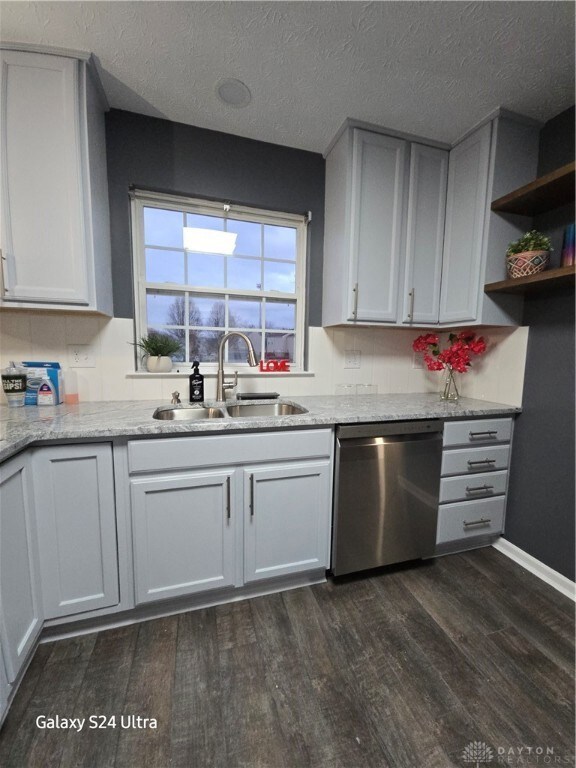 Light airy and NEW dishwasher