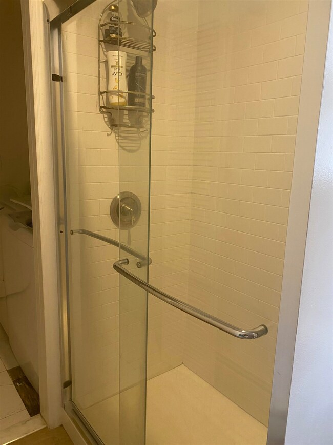 168 Central Ln unit 1, Secaucus, NJ 07094 - photo 7