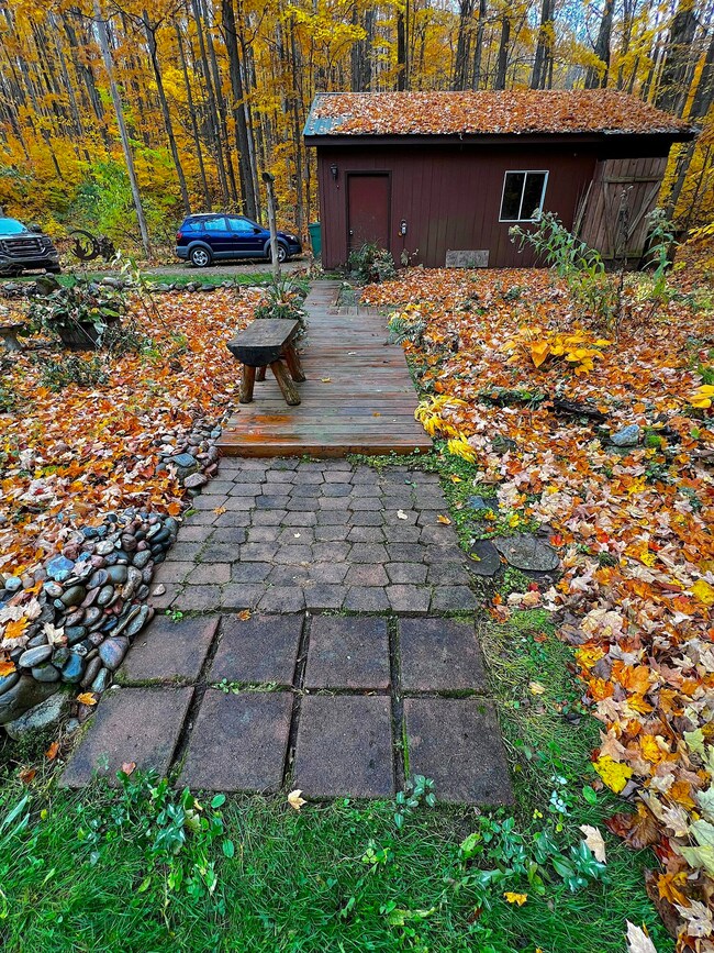 11428 Wilderness Trail, Vanderbilt, MI 49795 - photo 5