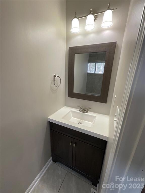 2515 Abelwood Rd, Charlotte, NC 28216 - photo 4