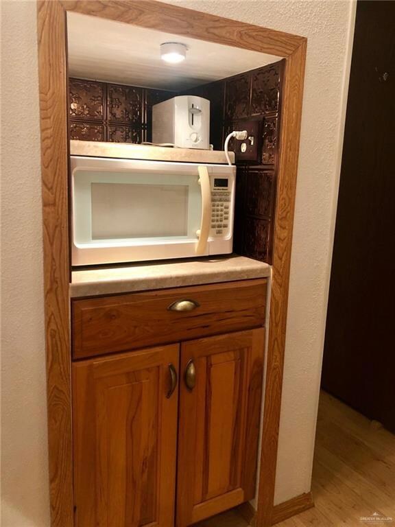 928 Citrus Dr, Alamo, TX 78516 - photo 6