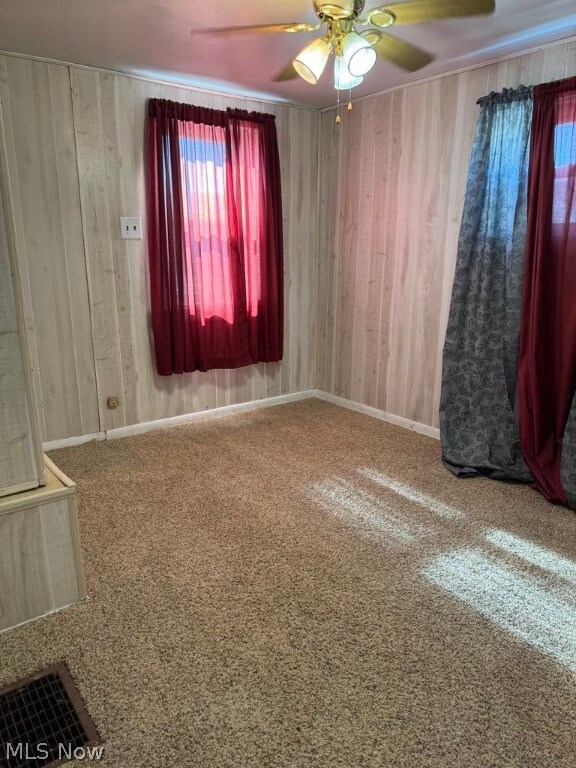 98 High St, Smithfield, OH 43948 - photo 4