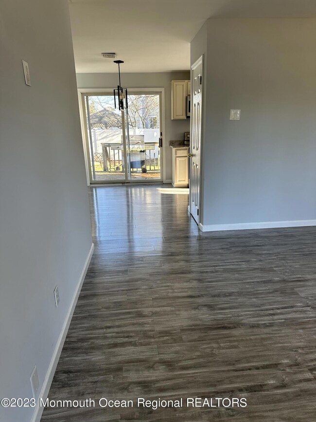 1704 Fleetwood Dr, Forked River, NJ 08731 - photo 2