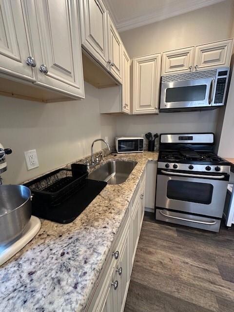 granite countertops and stainless appliances