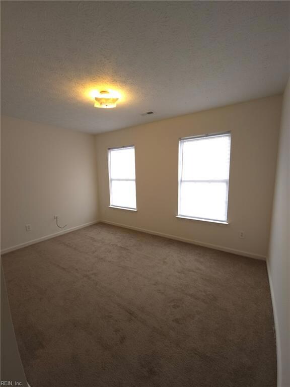 4616 Sir Gilbert Loop, Williamsburg, VA 23185 - photo 7