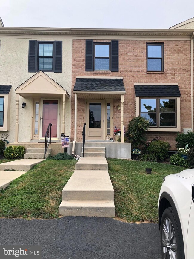 338 Scola Rd, Brookhaven, PA 19015 - photo 2