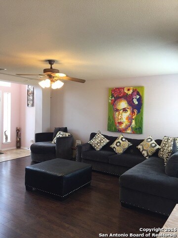 10010 Chariot Trail, San Antonio, TX 78254 - photo 4