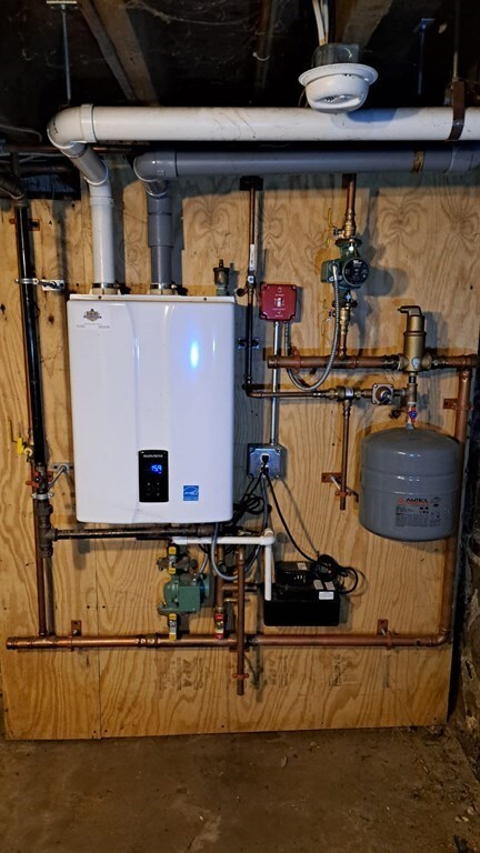 148 Lexington St, Boston, MA 02128 - photo 4