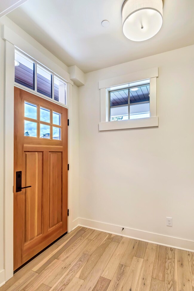 1620 NW Lewis unit 6, Bend, OR 97703 - photo 7