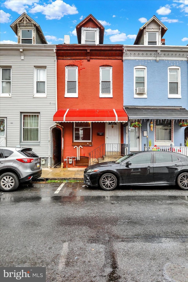 1053 Moss St, Reading, PA 19604 - photo 3