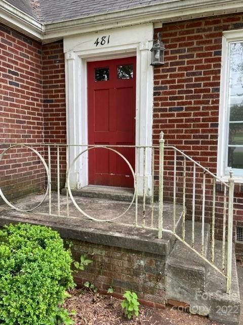 481 N Center St, Statesville, NC 28677 - photo 2