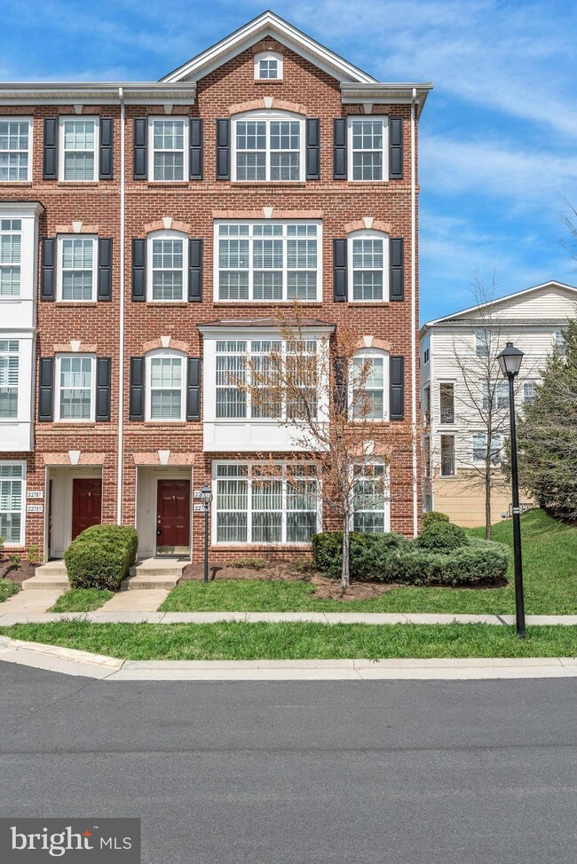 22783 Settlers Trail Terrace, Ashburn, VA 20148 - photo 3