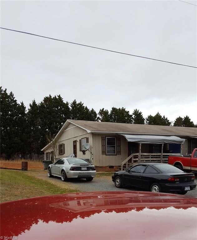 1959 Lakeview Rd, Asheboro, NC 27203 - photo 3
